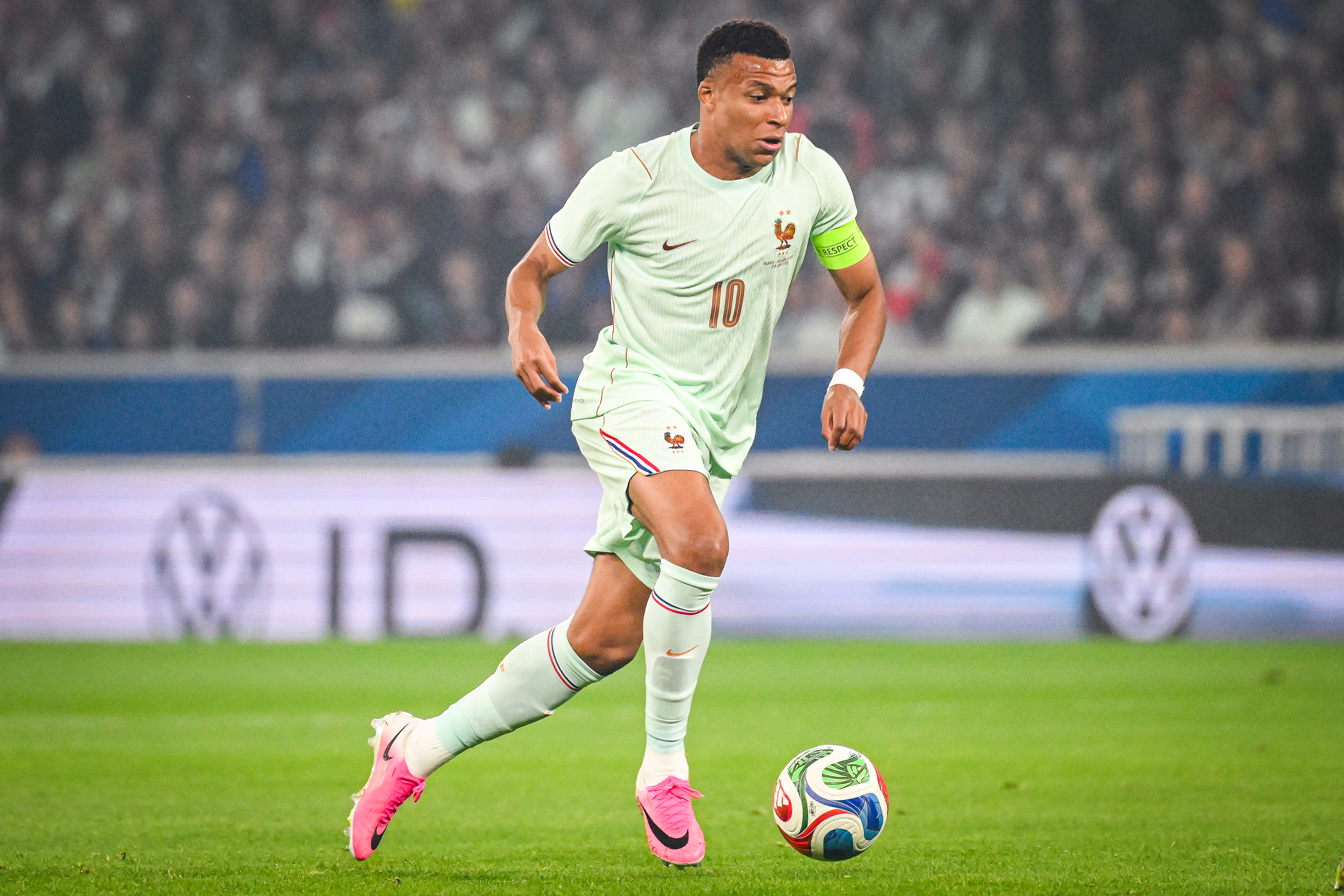 Mbappé et les Bleus affrontent le Sénégal mardi
